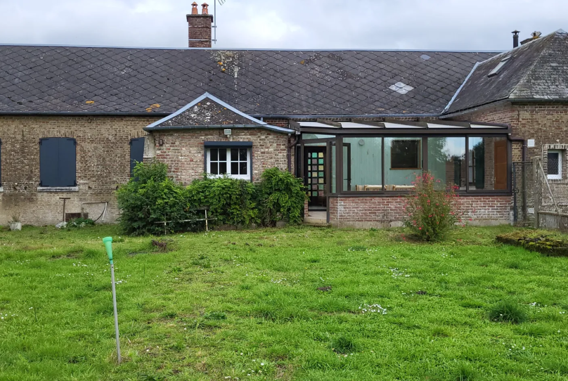 Ancien corps de ferme à vendre près d'Abbeville - 9595 m² 