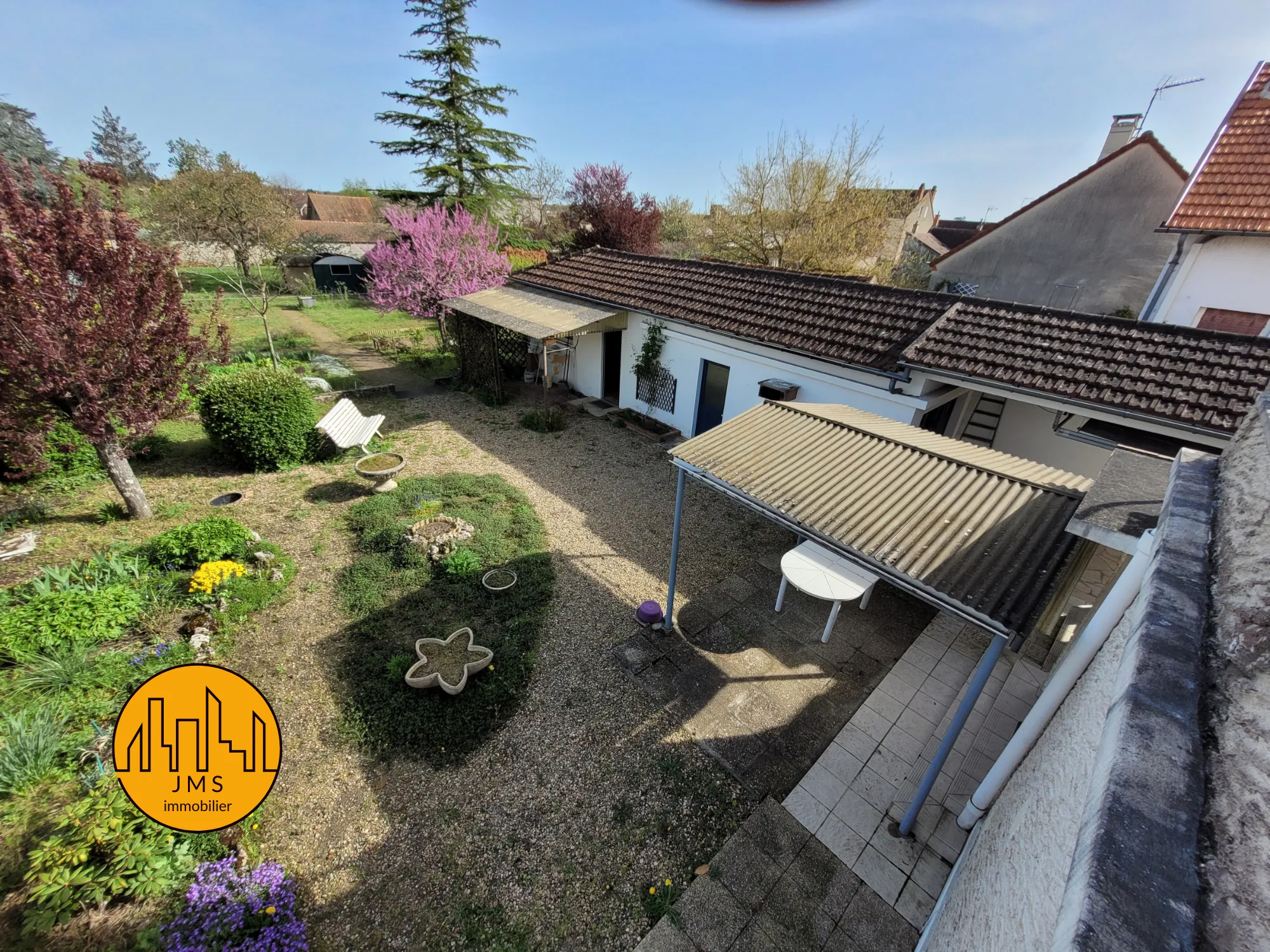 Maison charmante avec jardin à Yzeure, 1000 m² 