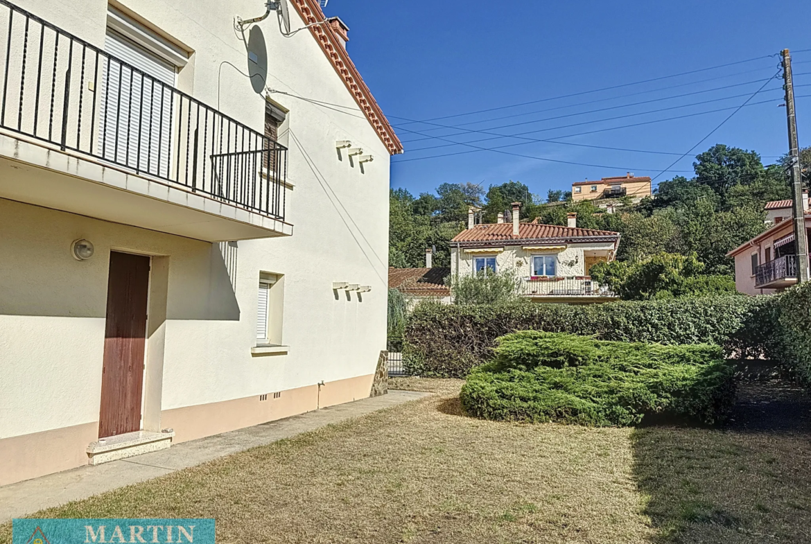 Maison avec 2 appartements à vendre à Maureillas-las-Illas 