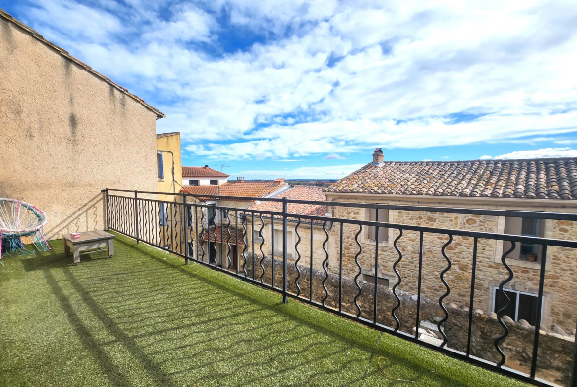 Belle maison de village à Saint-Christol avec terrasse et cave 