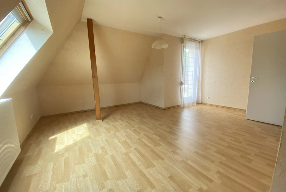 Appartement F2 68,69 m² avec balcon et garage à Creutzwald 