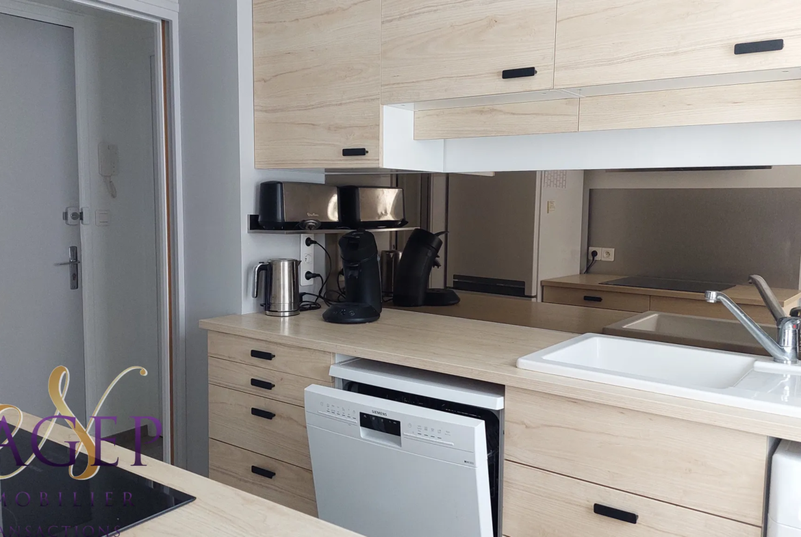 À vendre : Appartement T4 très lumineux à Vichy, parfait état avec garage 