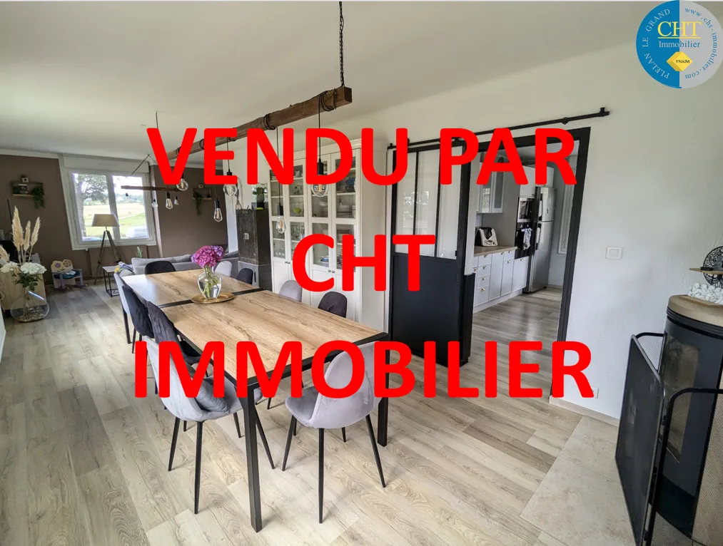 Maison à Vendr à Guer - 4 Chambres, 6 331 m² de Terrain 