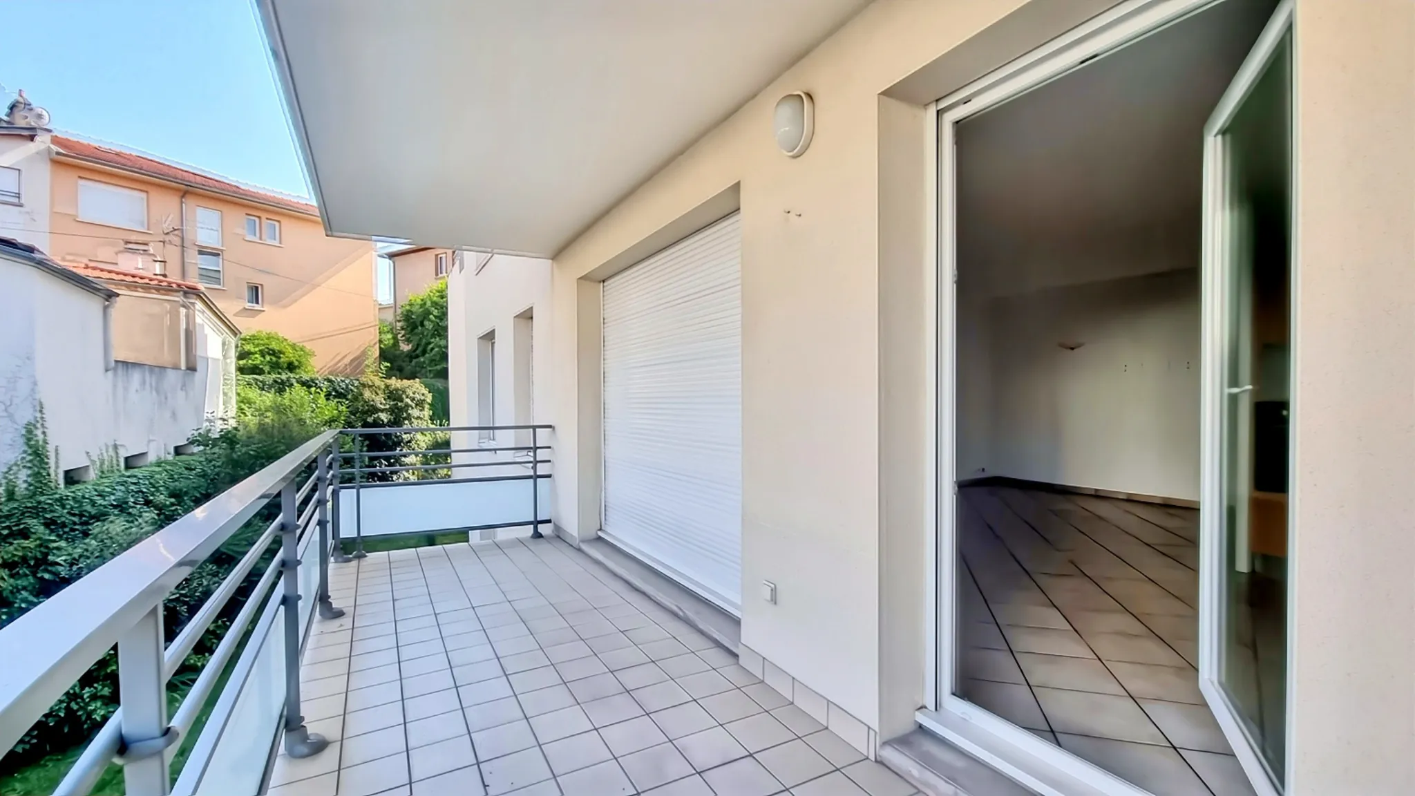 Bel Appartement F3 avec Balcon et Garage à Clermont-Ferrand 