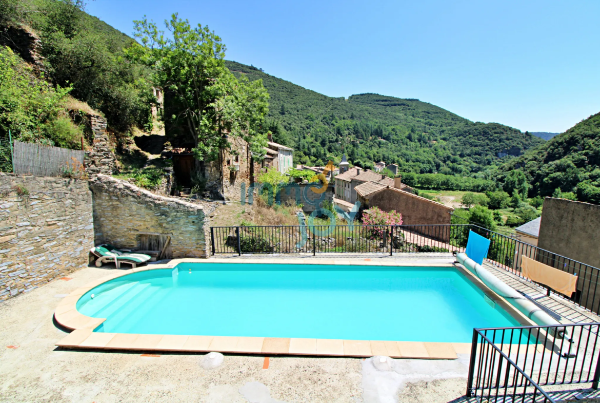 Belle maison en pierre à Citou avec piscine 