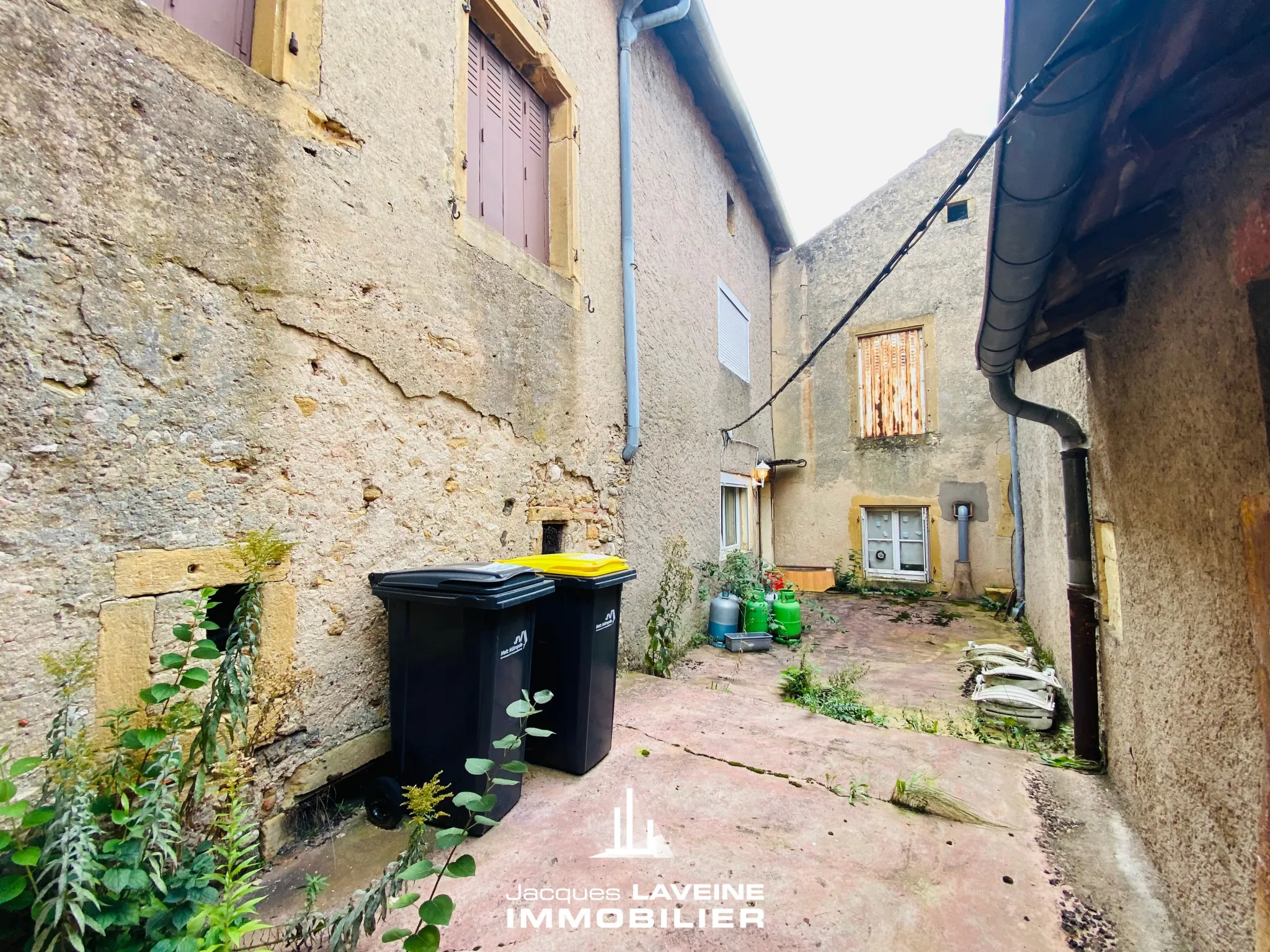 Maison de village à vendre à Scy-Chazelles avec fort potentiel 