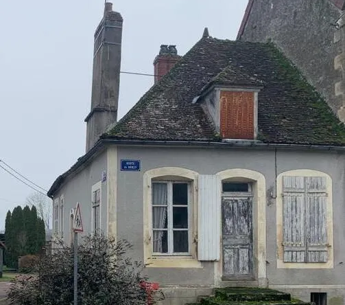 Vente Maison de village à Châteauneuf-Val-de-Bargis pour investisseurs