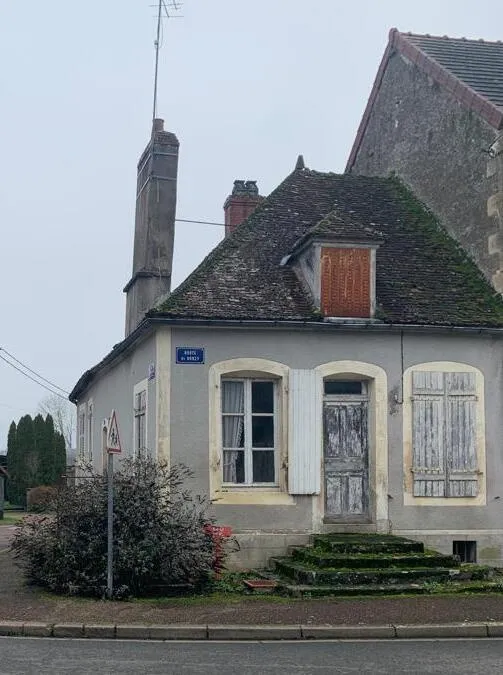 Vente Maison de village à Châteauneuf-Val-de-Bargis pour investisseurs 