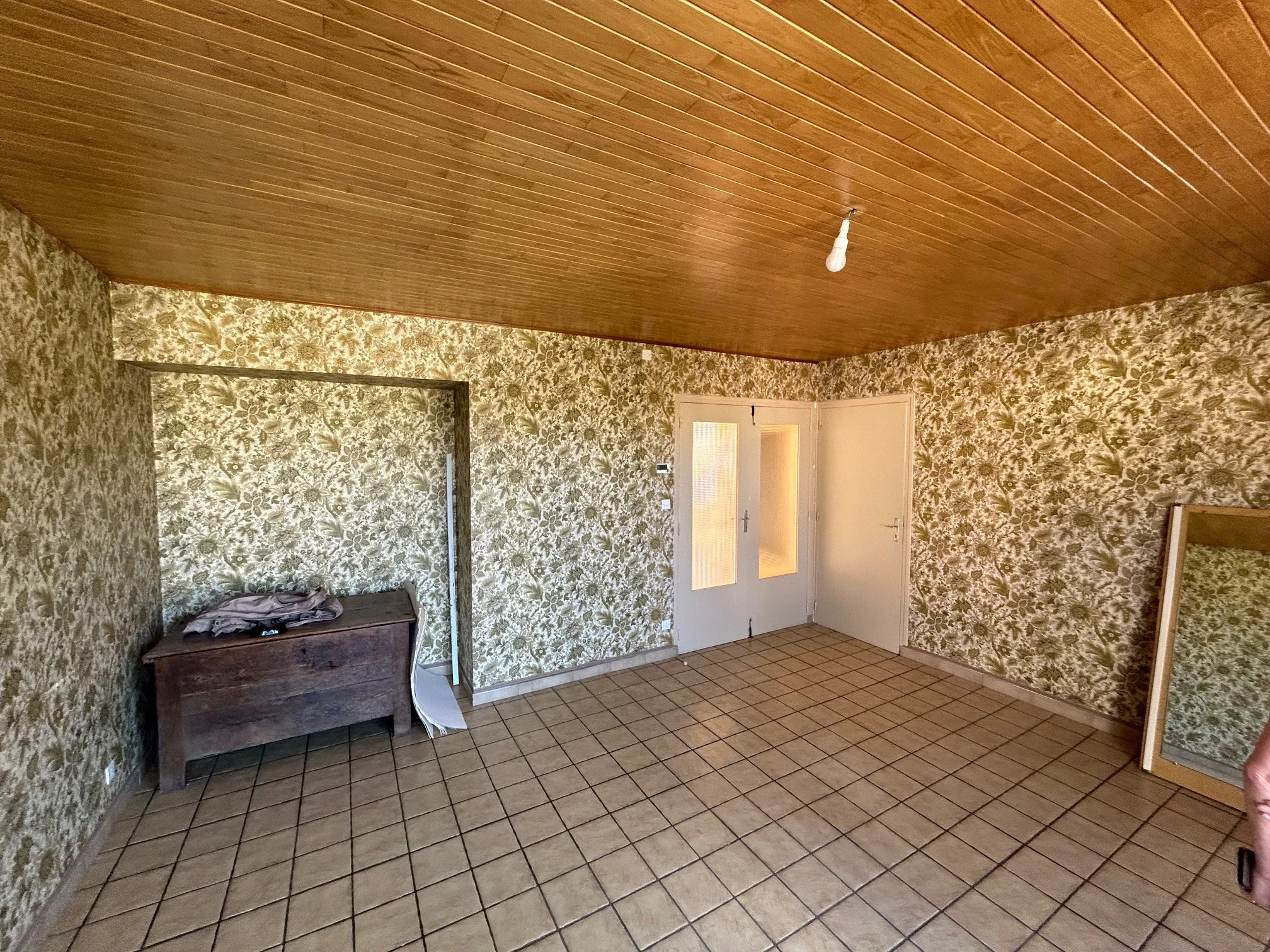 Maison à vendre à Ussel en Corrèze - 4 chambres, terrain de 450 m² 