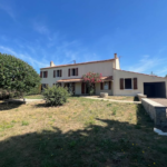 Maison en pierres avec jardin à Sainte Hermine