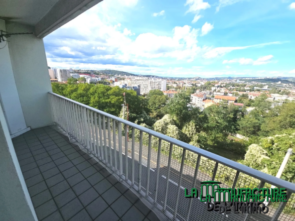 Bel appartement F3 à vendre à Saint-Étienne - Deux balcons, cave et garage