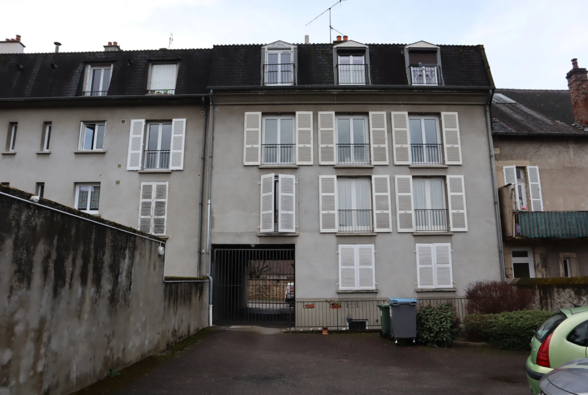 Appartement lumineux à vendre au centre-ville d'Autun 