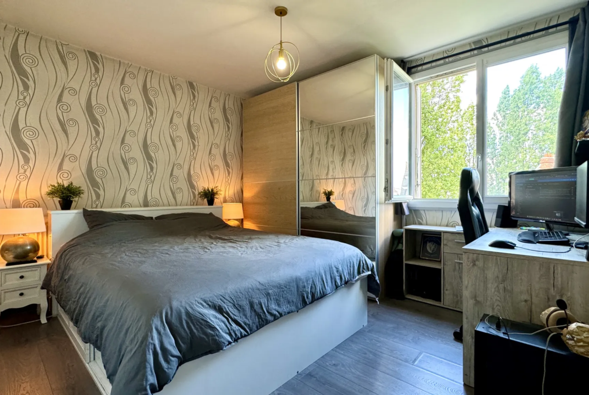 Charmant appartement 3 pièces à Pavillons-sous-Bois, 55 m² avec vue sur le canal 