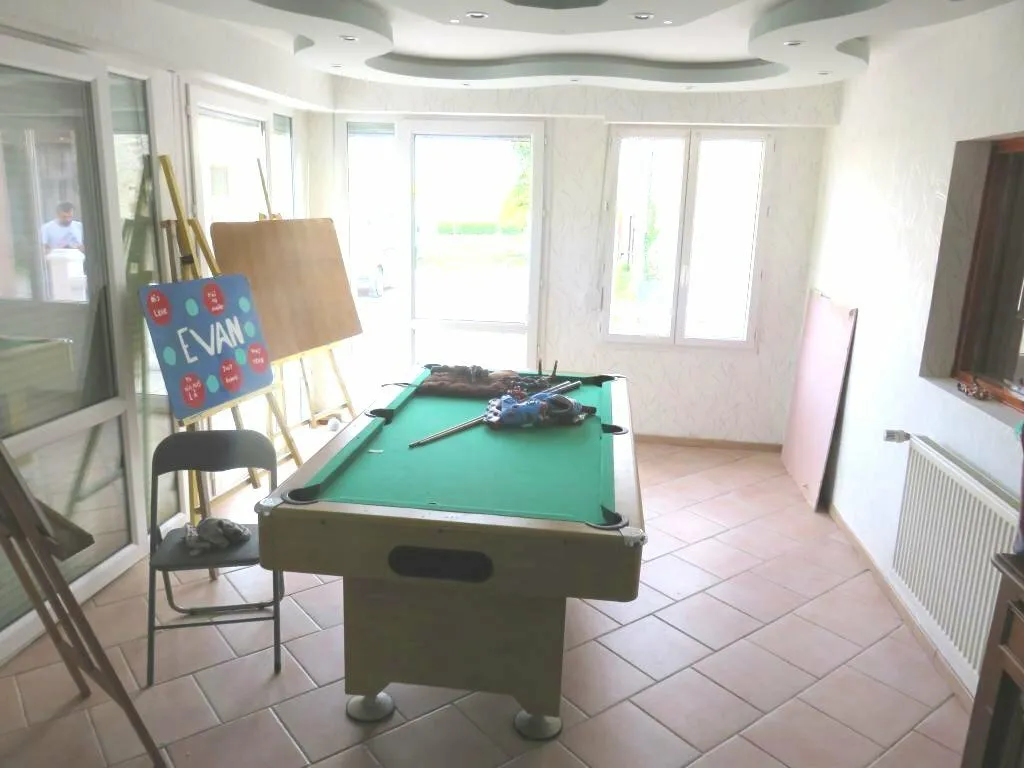 Maison de 215 m² à vendre à Sees, en pleine campagne 