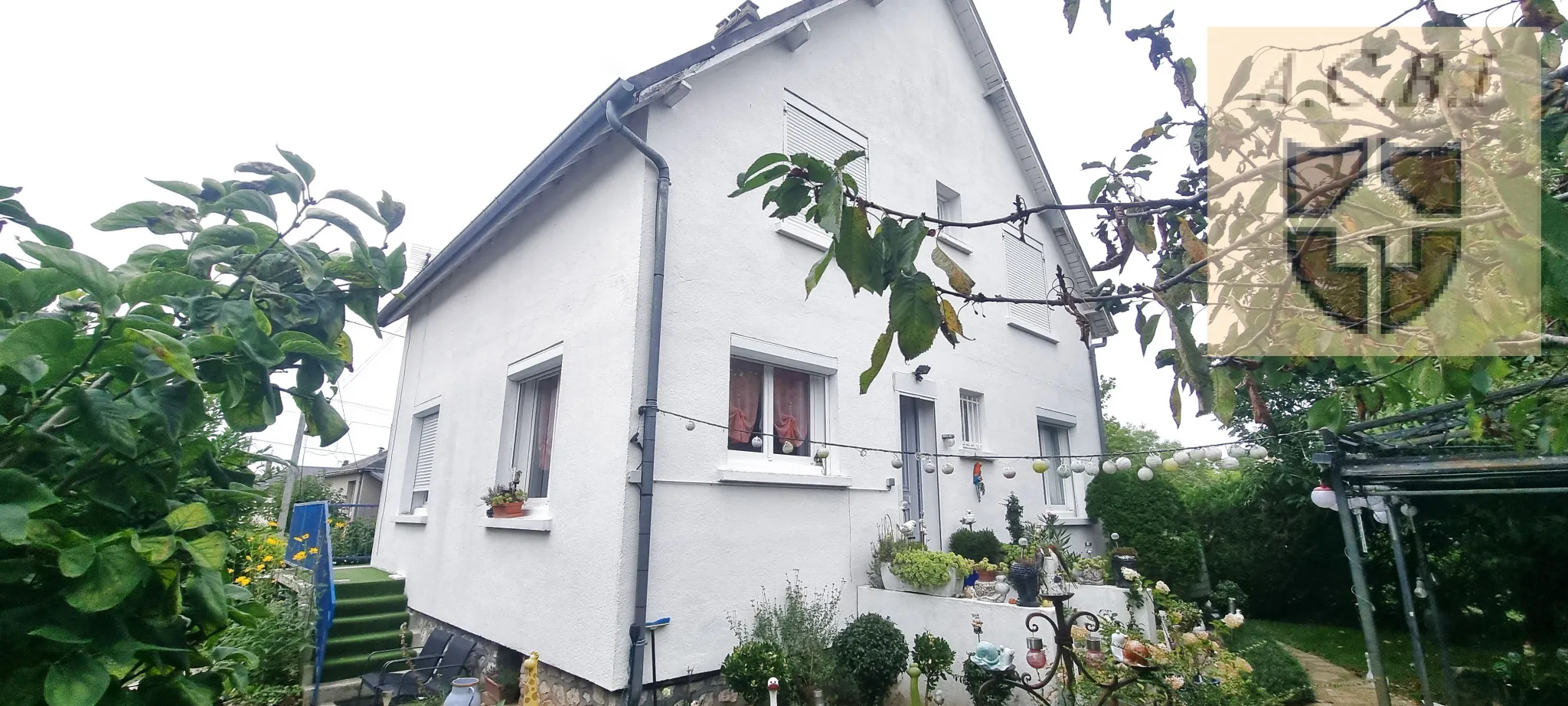 Charmante Maison à Vendôme - 4 Chambres, Proche Écoles et Commerces 