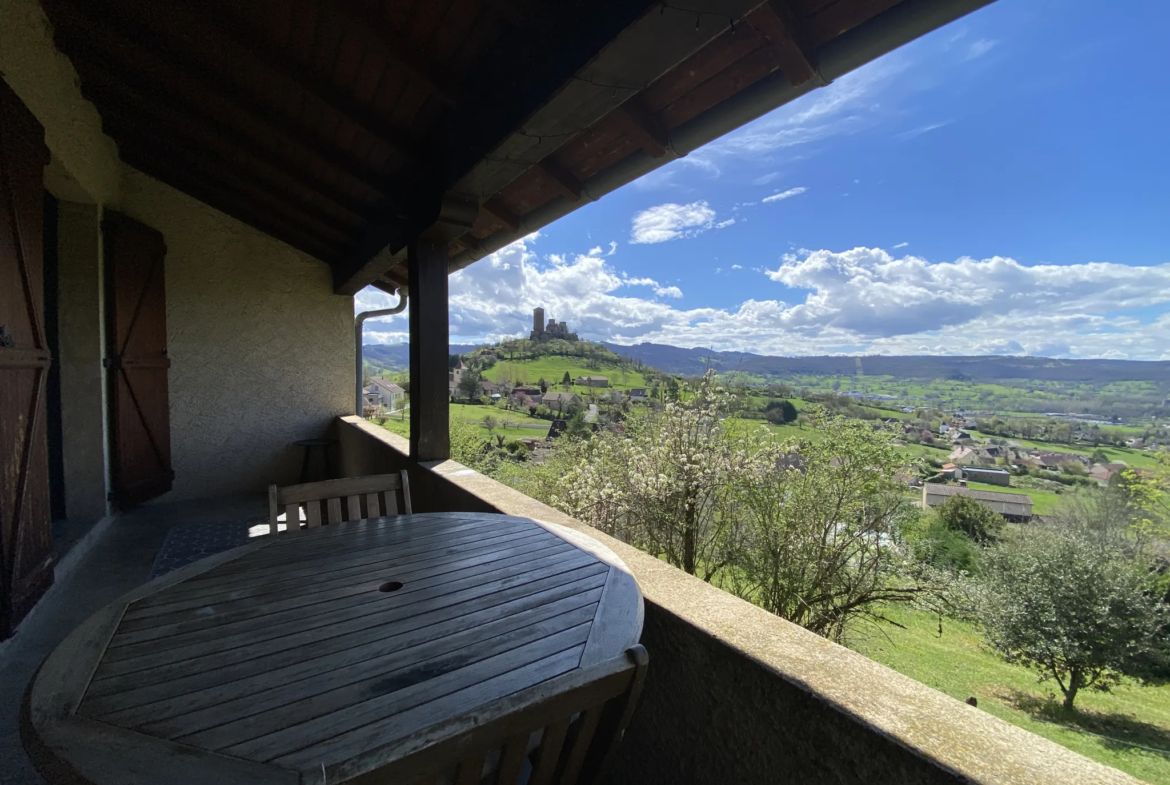 Maison de plain-pied à vendre à Saint Laurent les Tours - Vue sur le château 