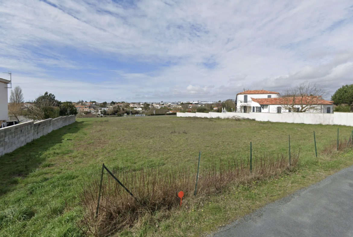 Terrain à vendre à Royan - 580 m² proche de la plage 