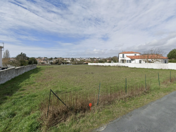 Terrain à vendre à Royan - 580 m² proche de la plage