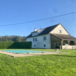 Belle propriété avec piscine à Azy le Vif (58240)