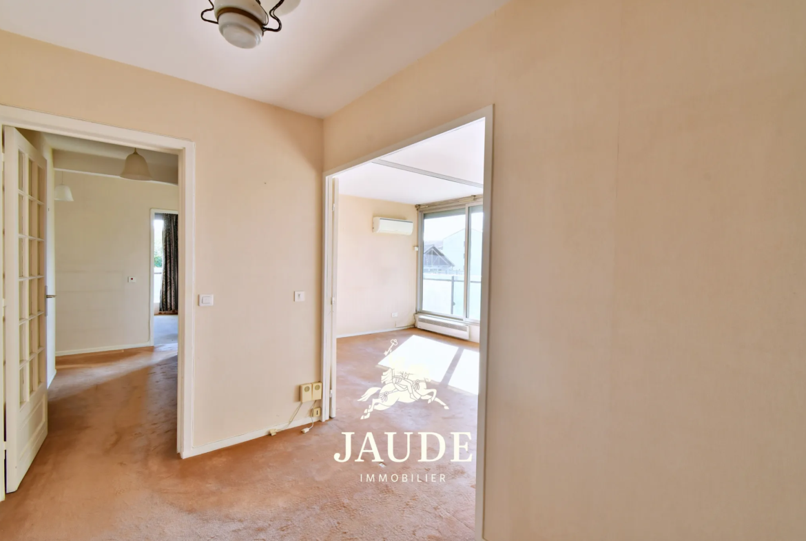 Appartement de 95 m² avec Balcon et Garage à Chamalières 