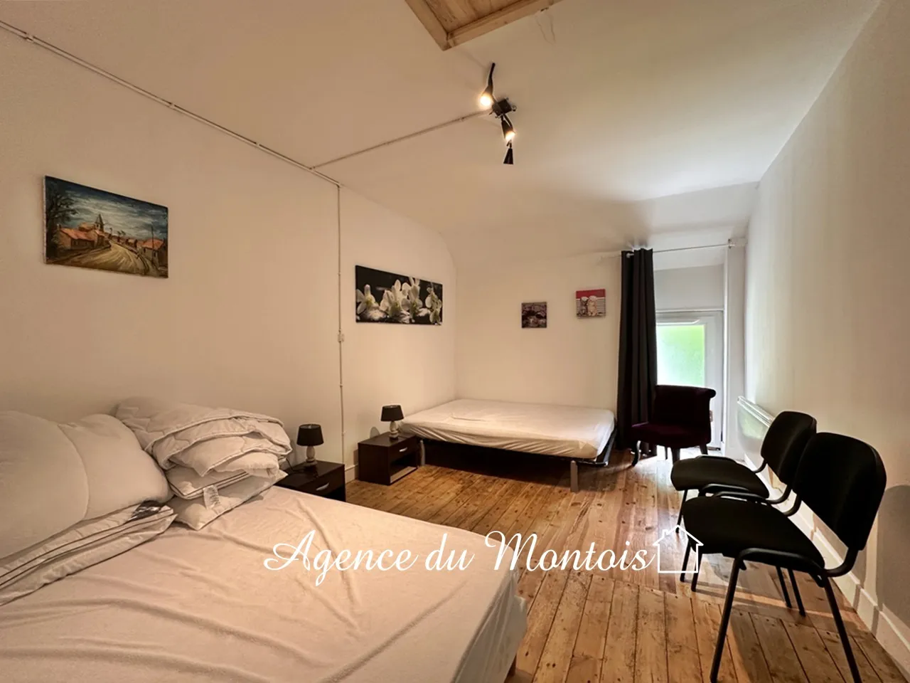 Fermette Rénovée à Vendre près de Provins - 3 pièces, 2 chambres 