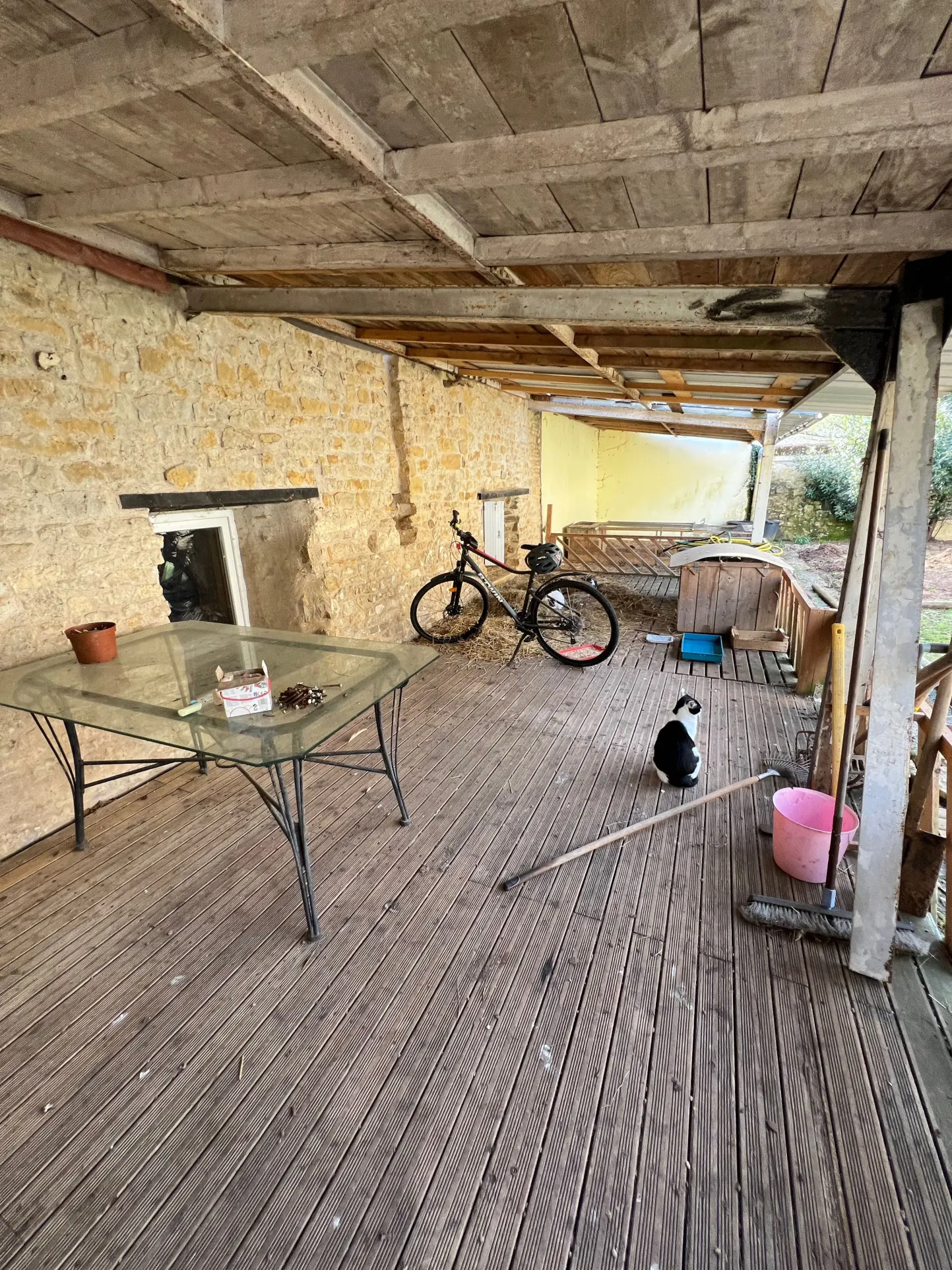 Maison en pierres avec dépendance à rénover à Sainte-Hermine 