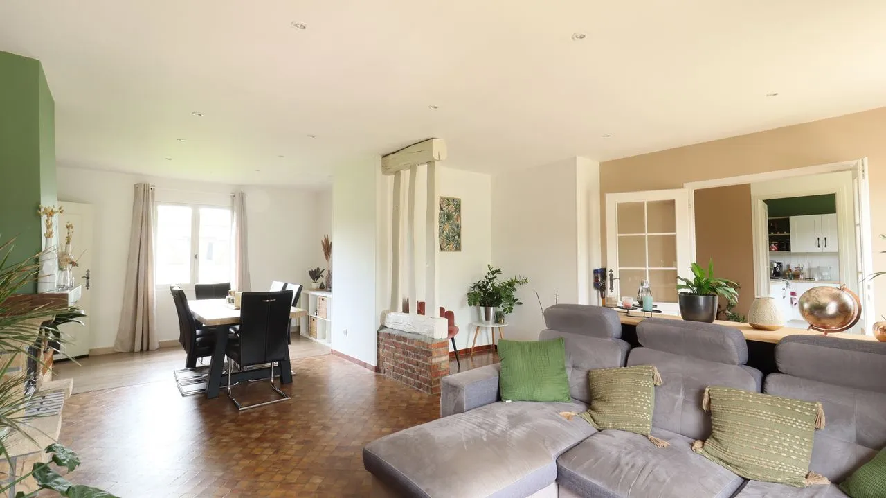 Pavillon de 105 m² à vendre à Gremonville - 225 000 EUR 