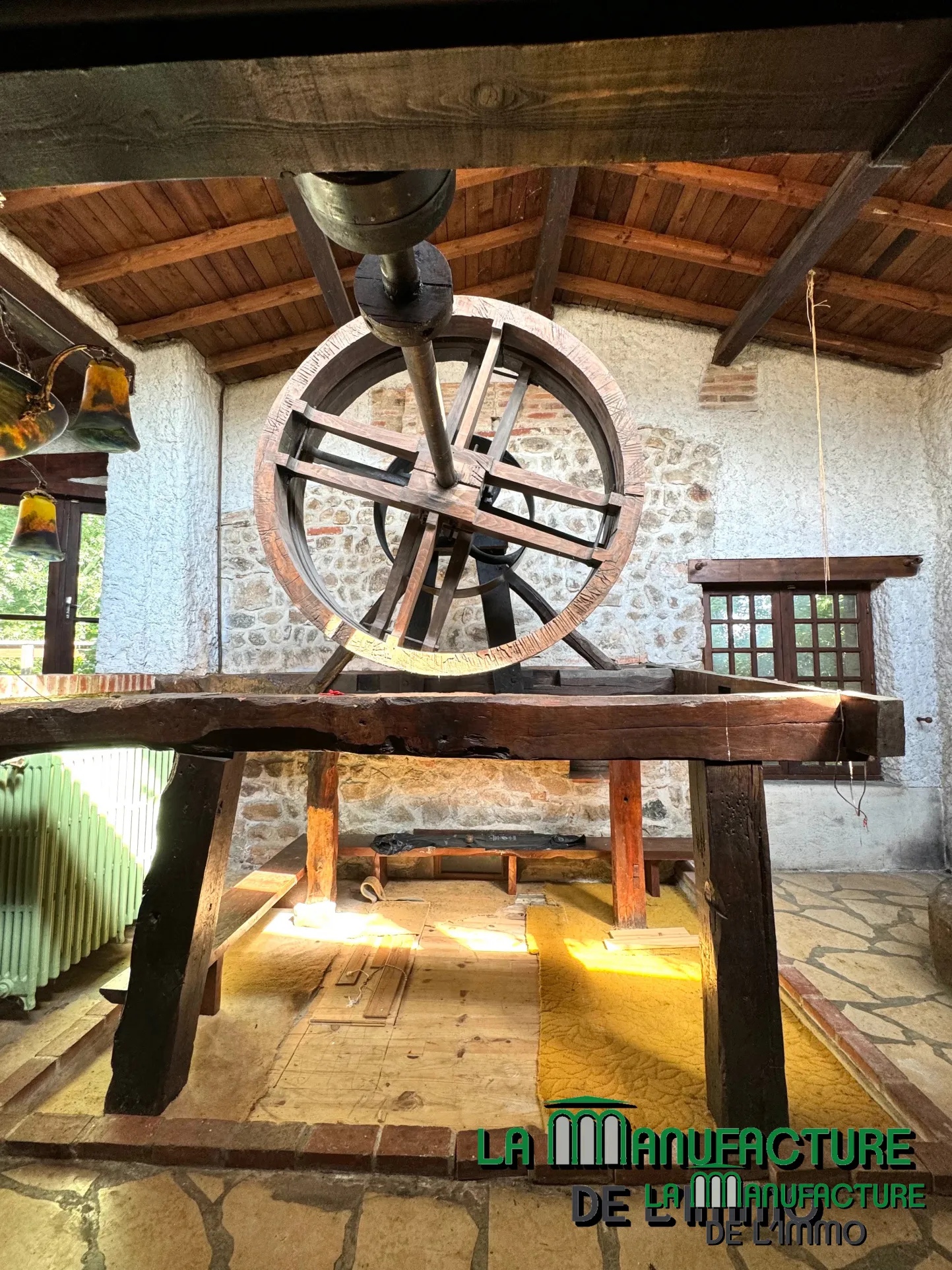 Vente authentique moulin à rénover à Saint Marcellin en Forez 