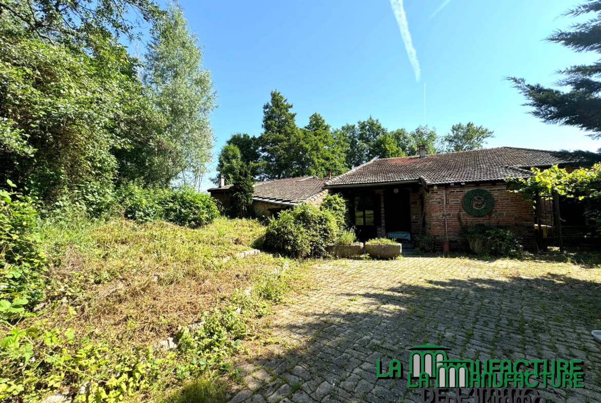 Vente authentique moulin à rénover à Saint Marcellin en Forez 