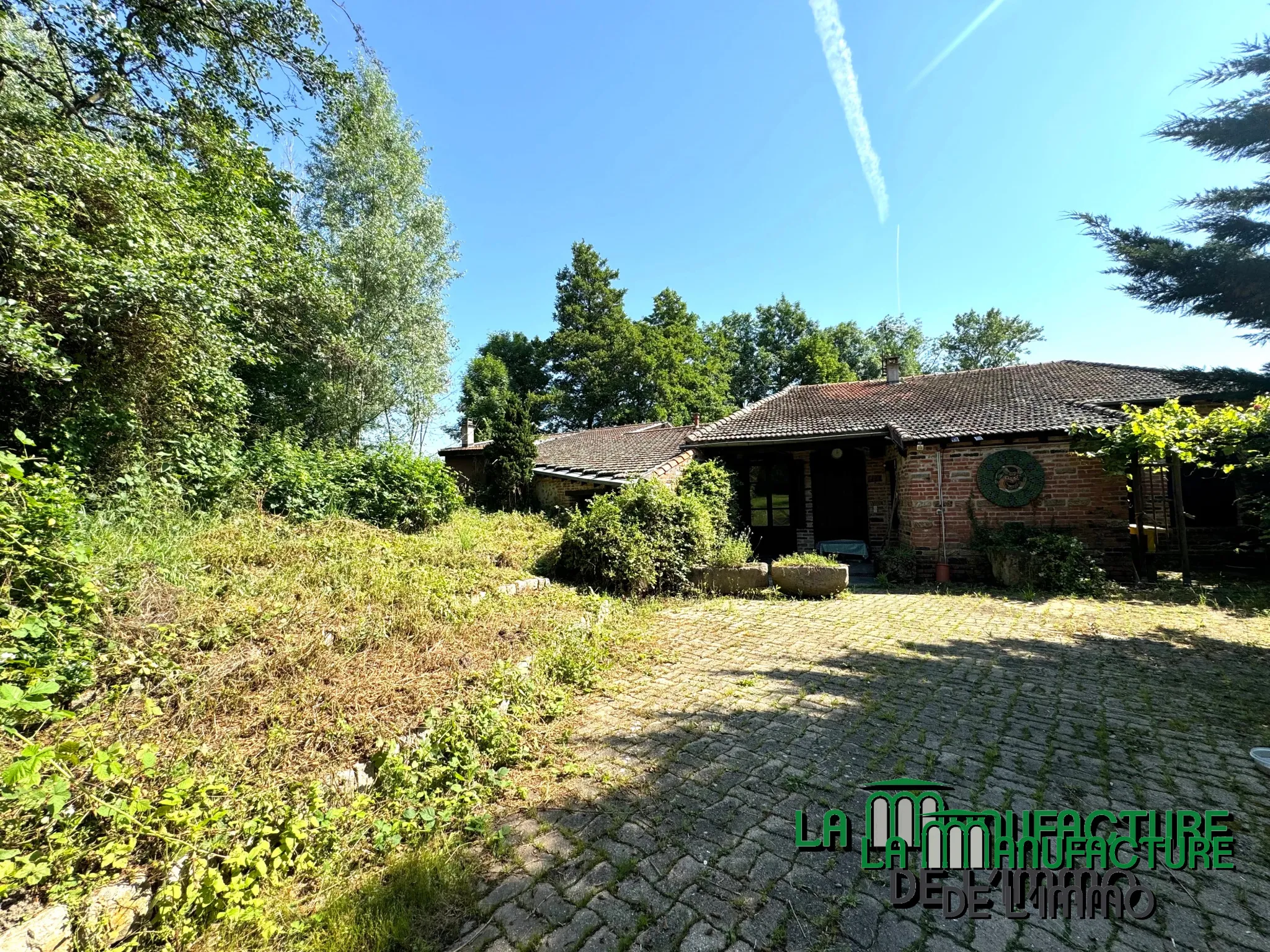 Vente authentique moulin à rénover à Saint Marcellin en Forez 