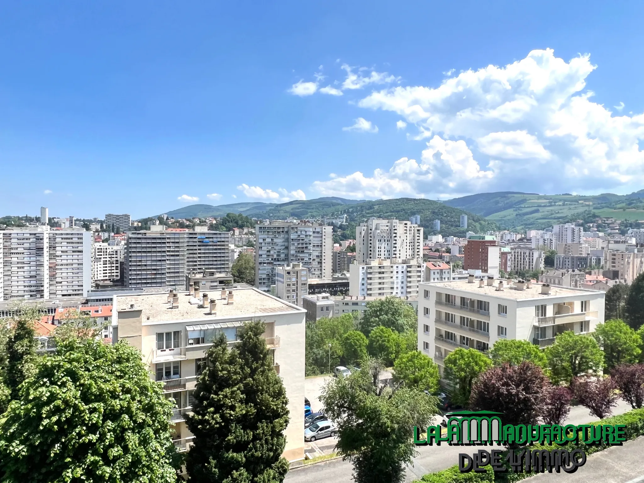 Appartement F3 à vendre à Saint-Étienne avec balcon 