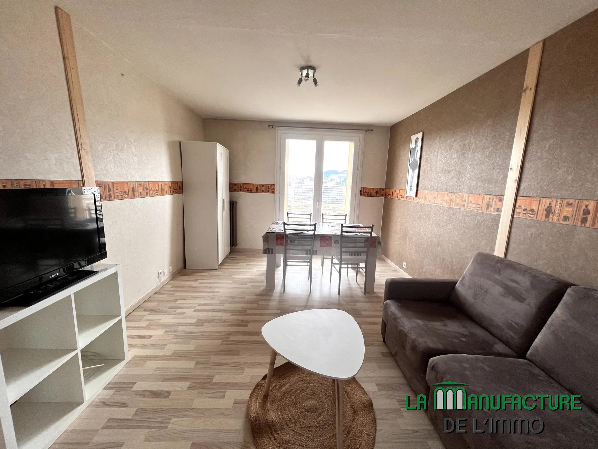 Appartement F3 à vendre à Saint-Étienne avec balcon 