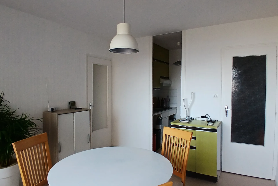 Bel Appartement Type 3 avec Balcon à St Hilaire de Riez 