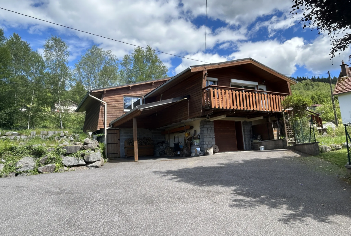 Chalet rénové de 1978 à vendre à Le Tholy 