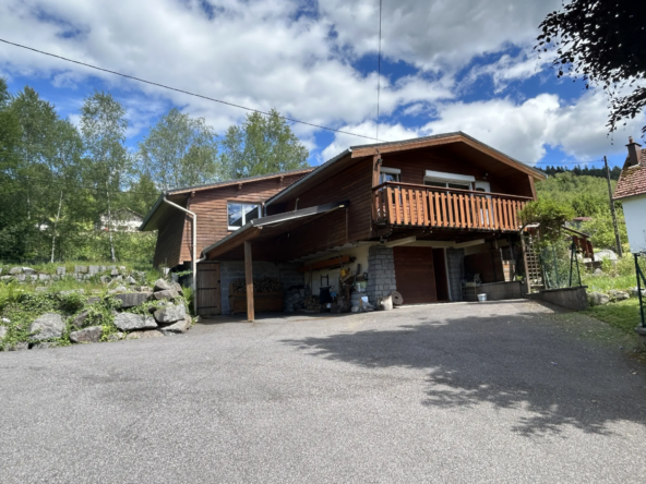 Chalet rénové de 1978 à vendre à Le Tholy