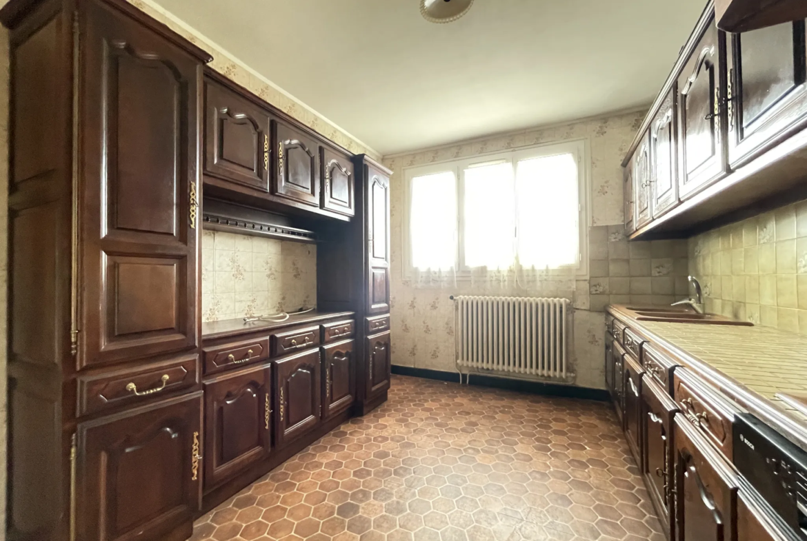 Vente Maison 106 m² à Saint Privat - 5 chambres avec garage 