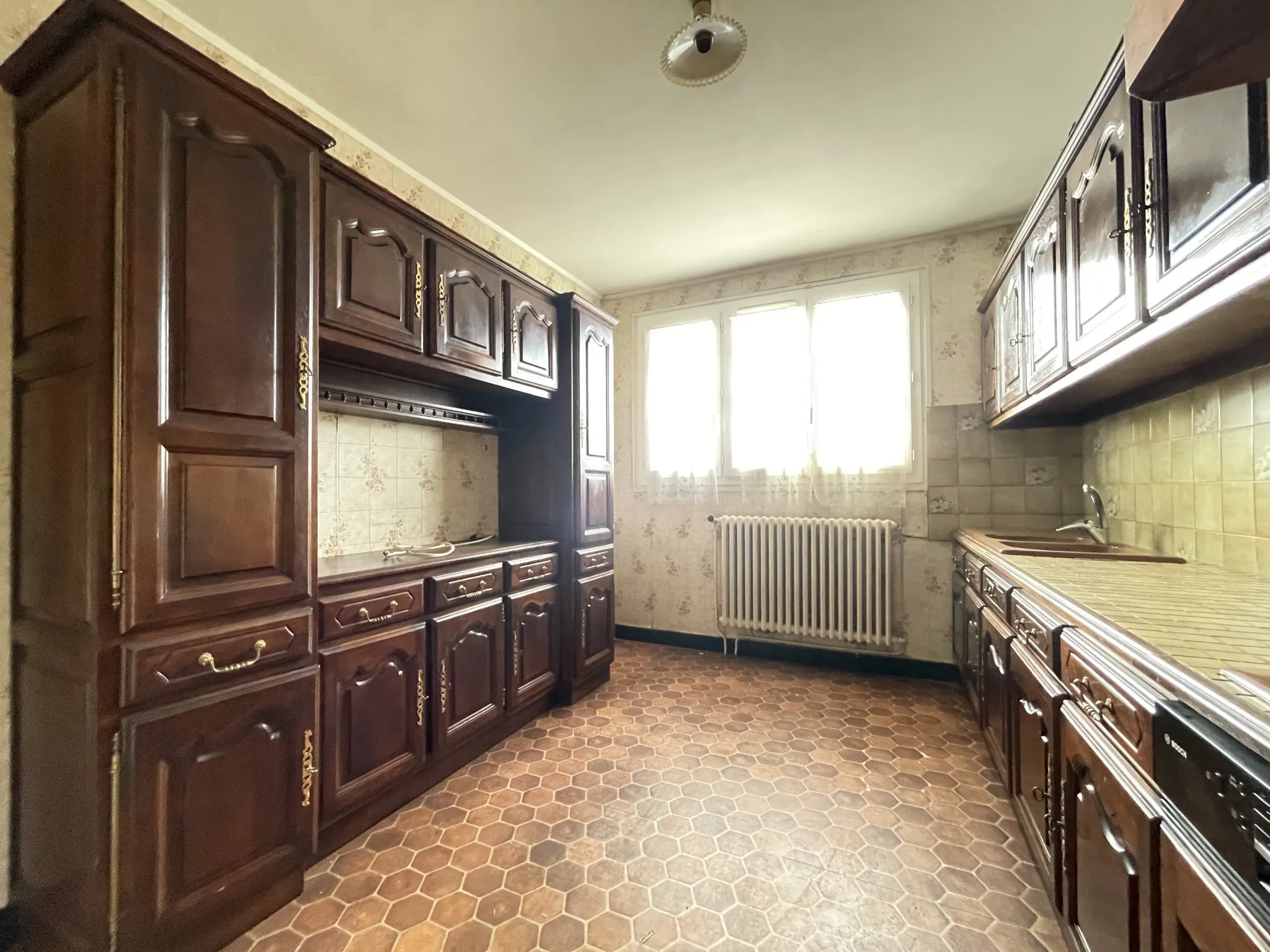 Vente Maison 106 m² à Saint Privat - 5 chambres avec garage 