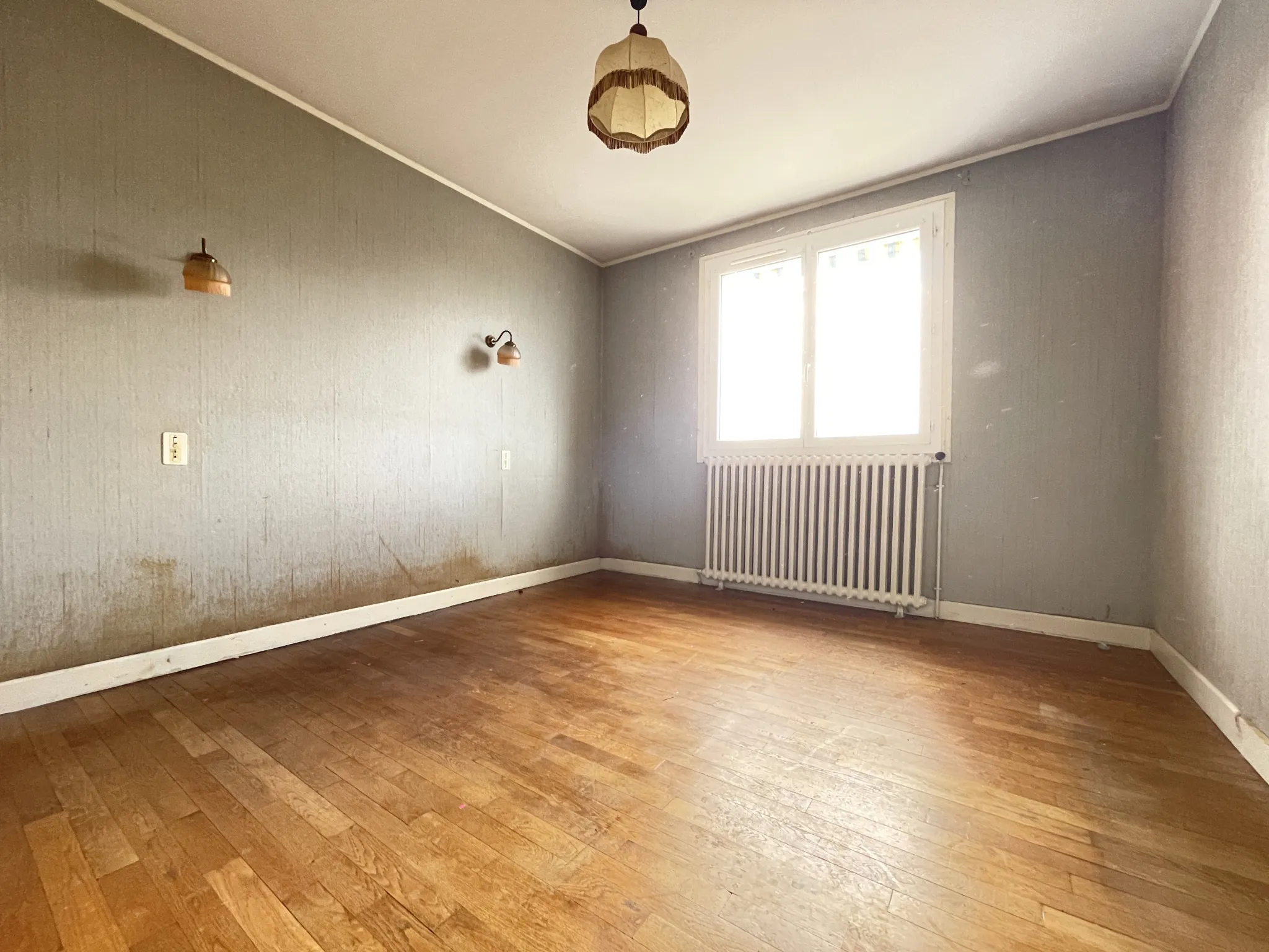 Vente Maison 106 m² à Saint Privat - 5 chambres avec garage 