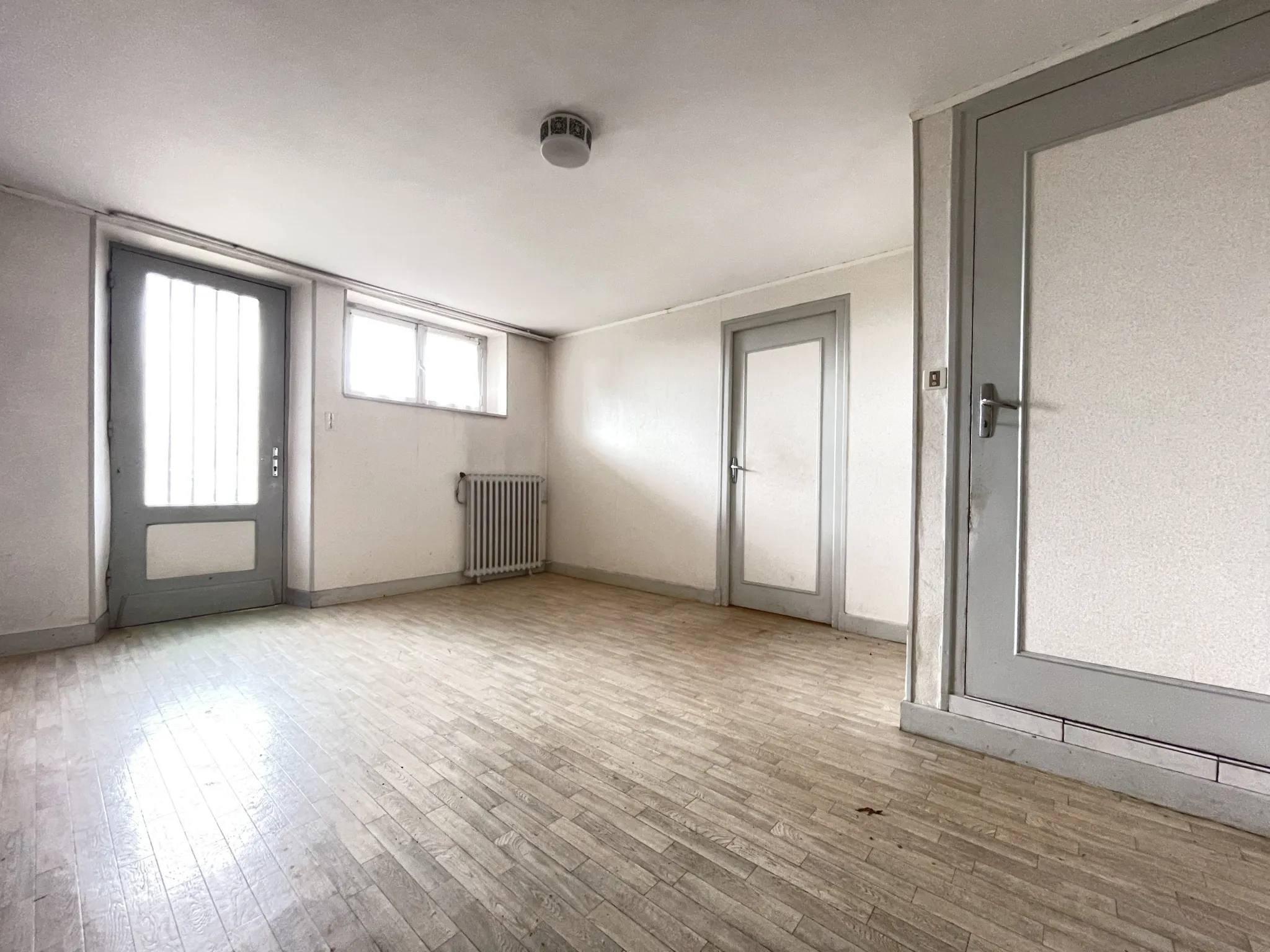 Vente Maison 106 m² à Saint Privat - 5 chambres avec garage 