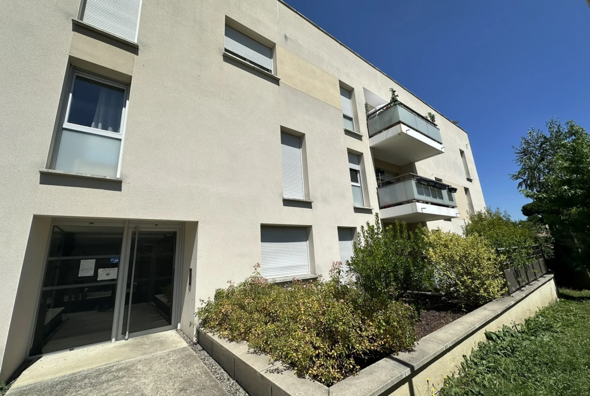 A vendre - Appartement T2 de 42,23 m² à Toulouse - 134 250 € 