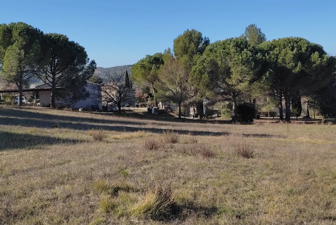 Terrain hors lotissement de 2078 m² à vendre à Pomas 