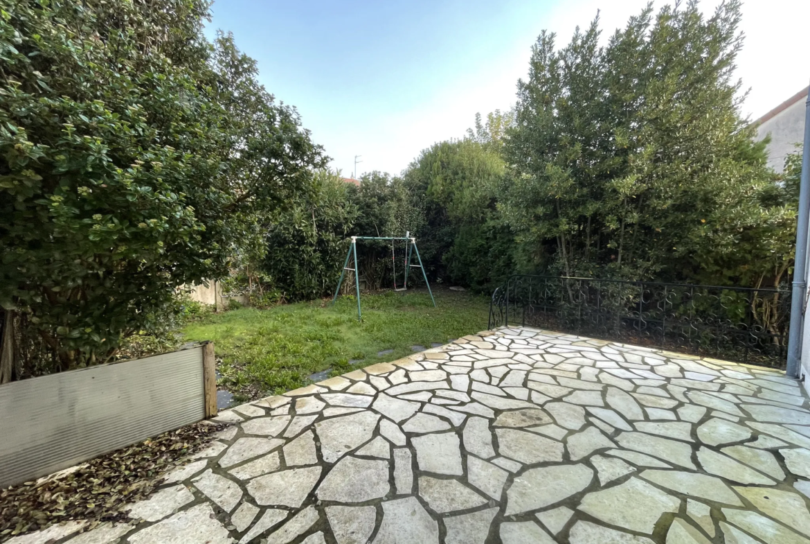 Maison à vendre au Mans secteur Prémartine avec jardin 