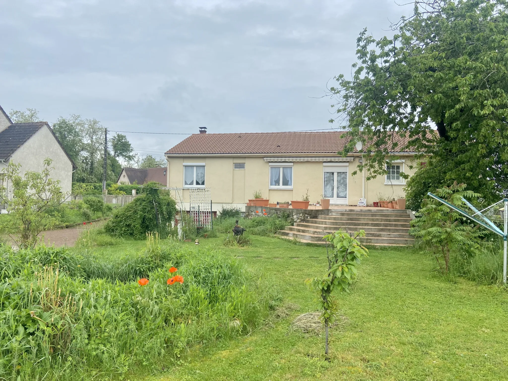 Maison familiale à vendre à Mehun sur Yèvre - 116 m² - 3 chambres 