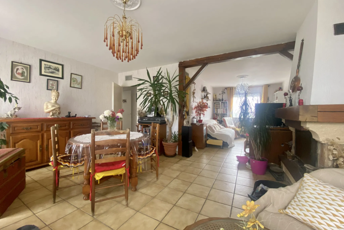 Maison familiale à vendre à Mehun sur Yèvre - 116 m² - 3 chambres 