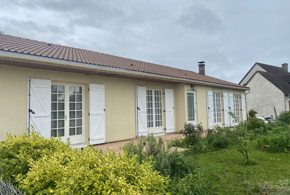 Maison familiale à vendre à Mehun sur Yèvre - 116 m² - 3 chambres 