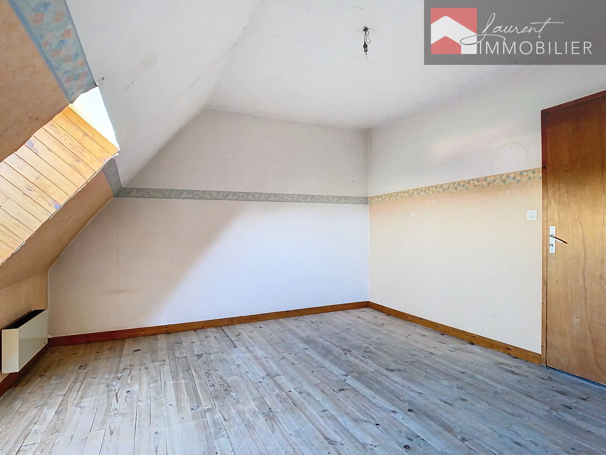 Maison à rénover de 133m² à Jouvençon - 120 000 € 