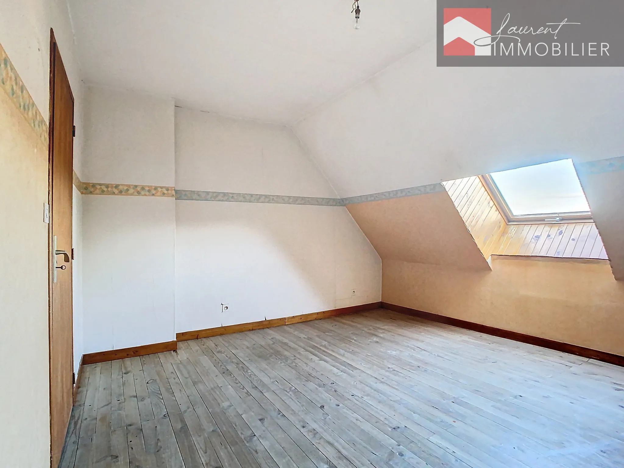 Maison à rénover de 133m² à Jouvençon - 120 000 € 