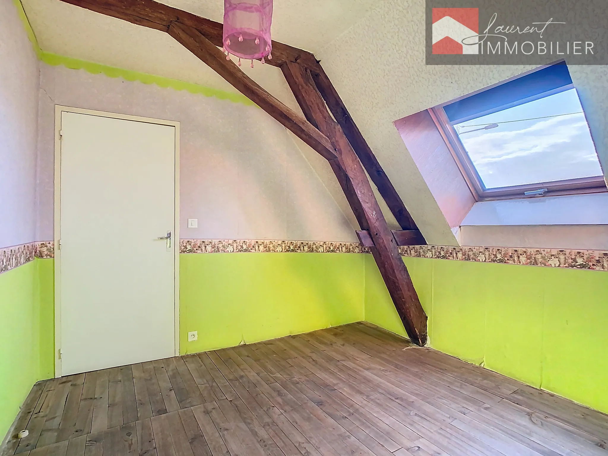 Maison à rénover de 133m² à Jouvençon - 120 000 € 