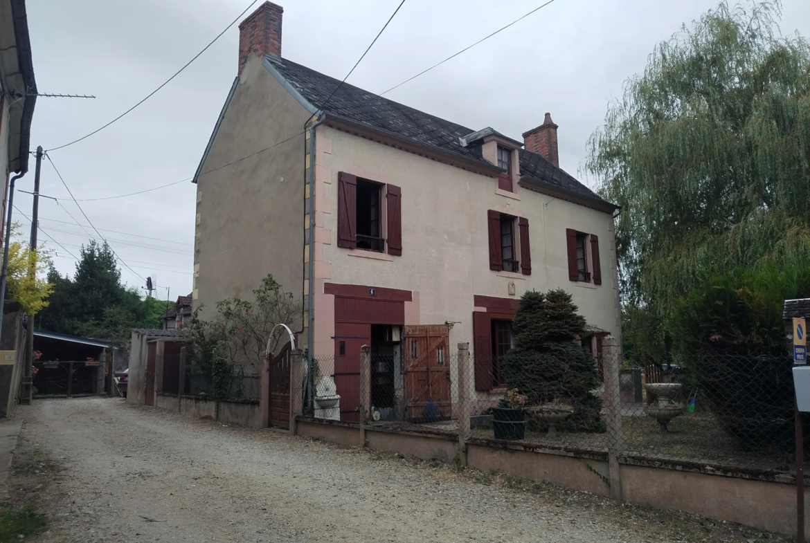 Grande Maison à La Guerche Sur L'Aubois à vendre 