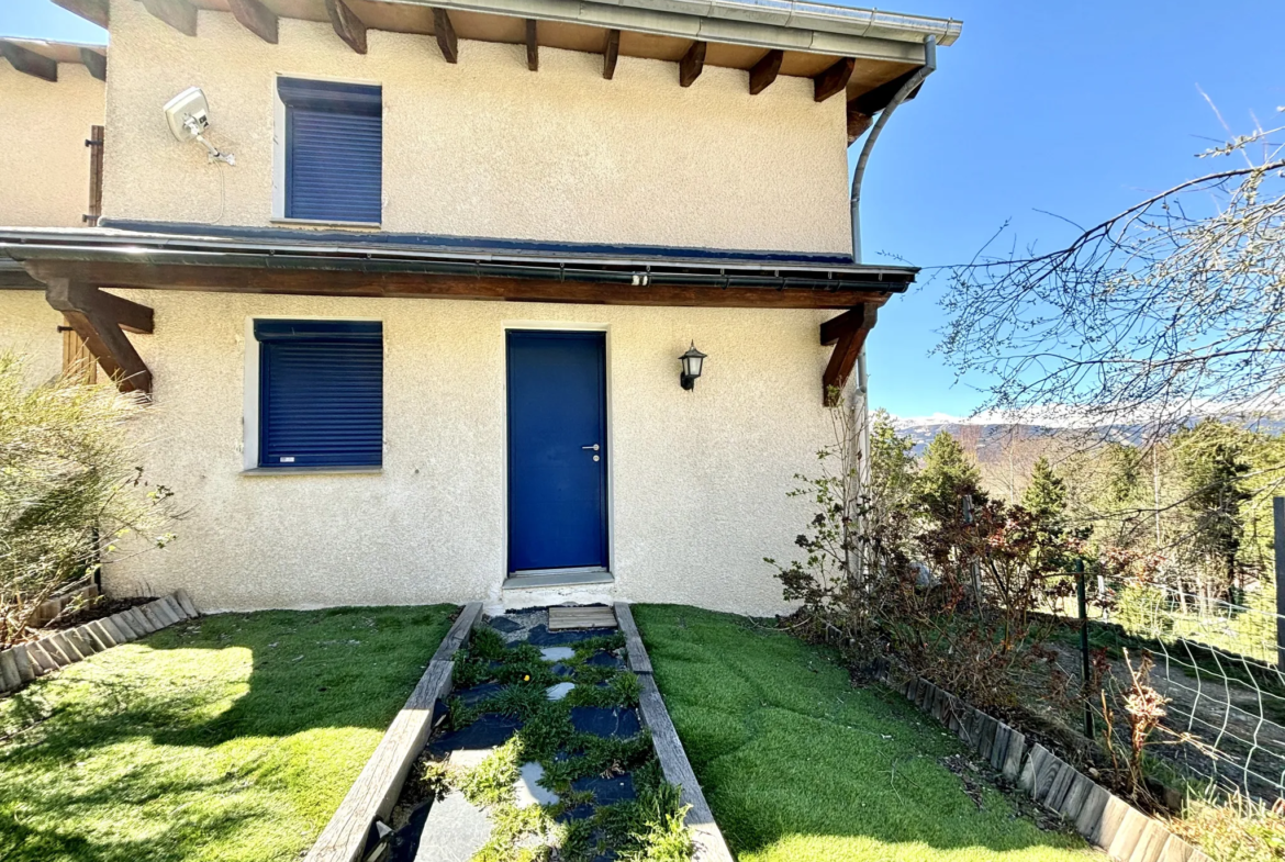 Maisonnette à vendre à Eyne - Charmante maison T3 bis au pied des pistes 